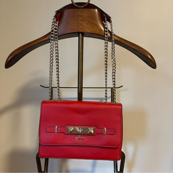 Guess Cherie Convertible Crossbody Flap Bag in Red - Picture 12 of 16